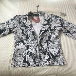 Vintage Marilyn Monroe B&W newspaper print blazer